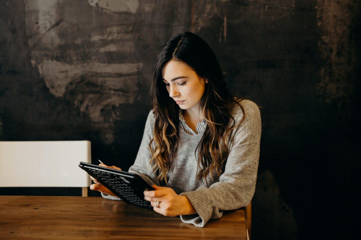 Editorial, Business & Work